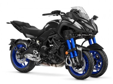 yamaha-niken-1